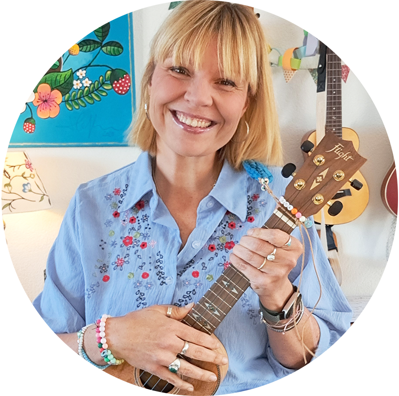 Ukulele Cappuccino Club | Play & Enjoy Ukulele Together