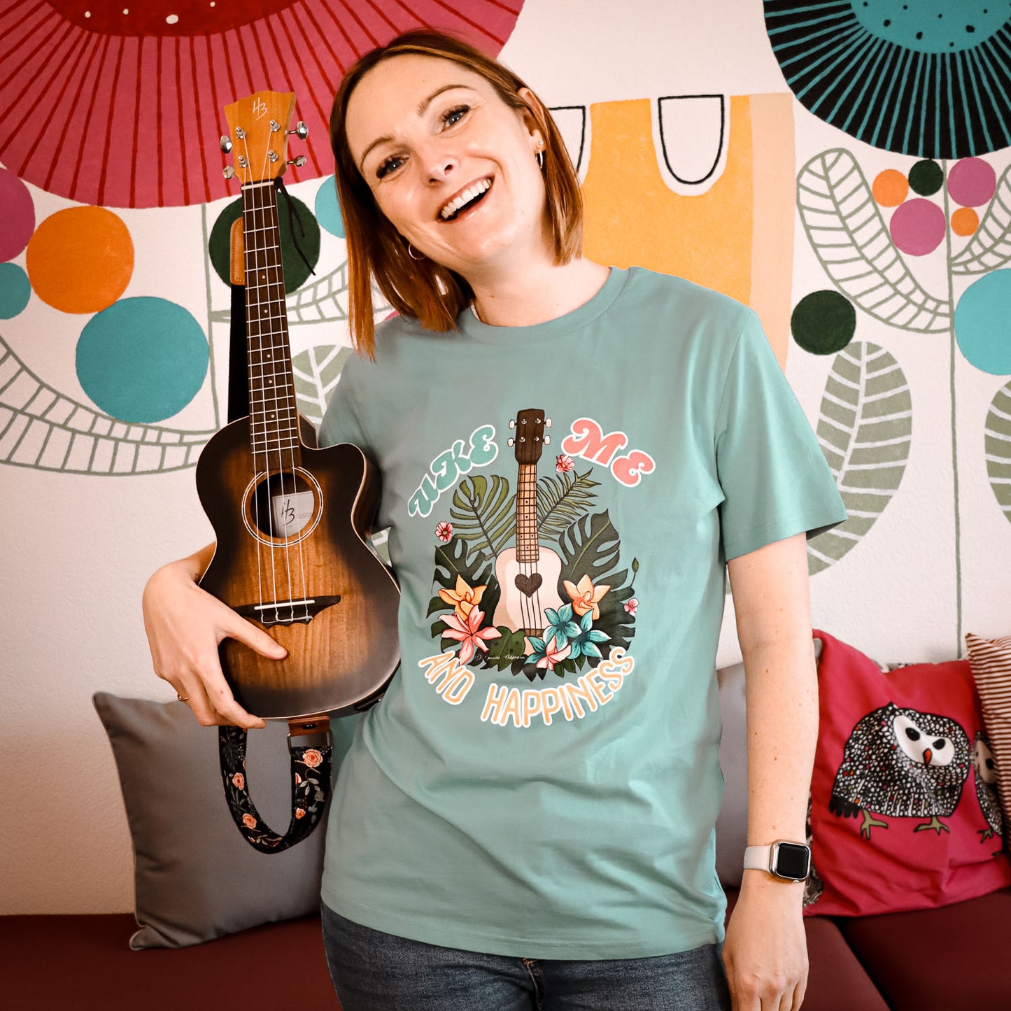 Ukulele T-Shirt - "Uke, me and happiness"