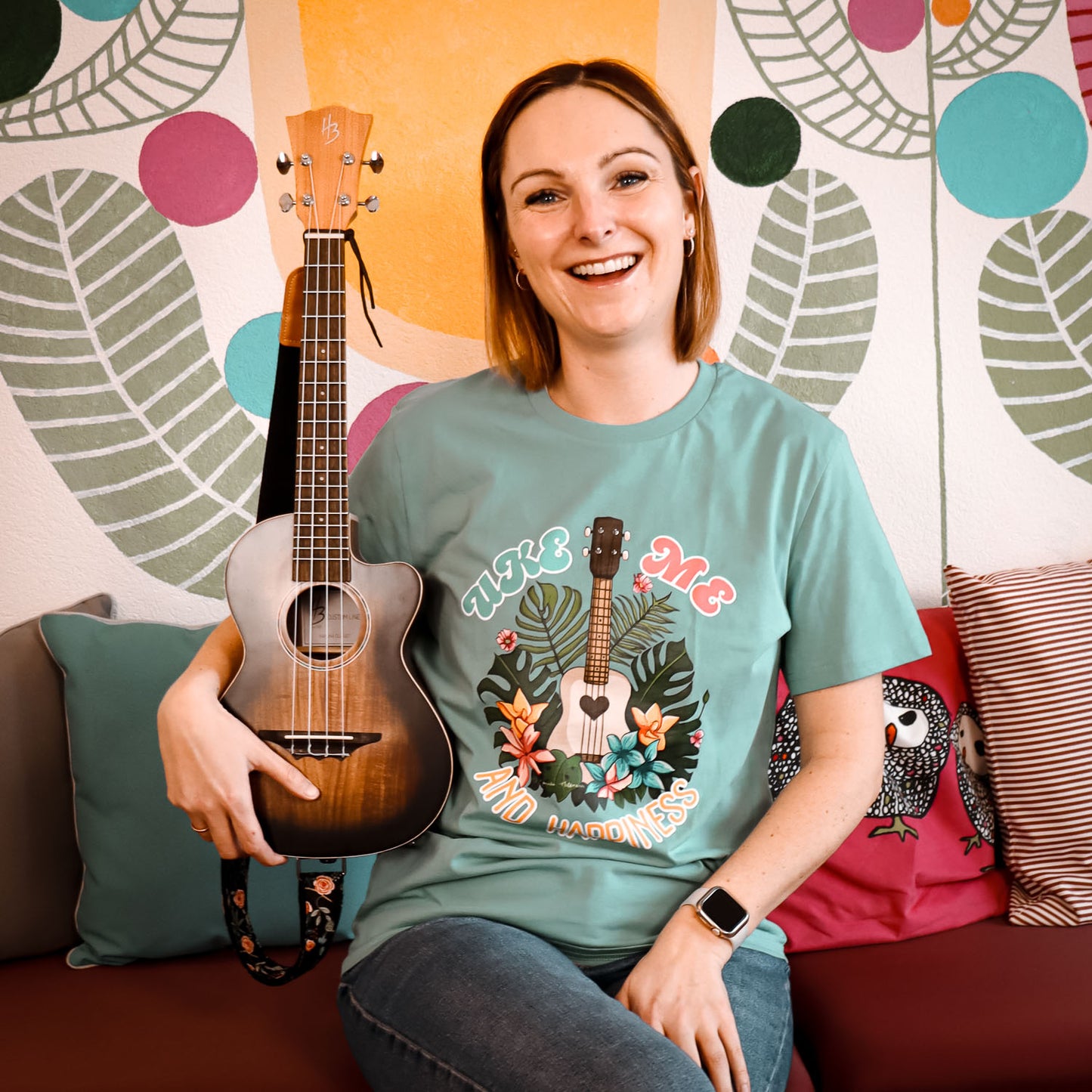 Ukulele T-Shirt - "Uke, me and happiness"