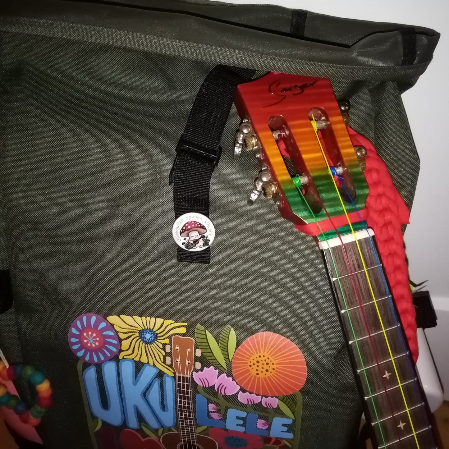5 Buttons Ukulele-Glückspilze