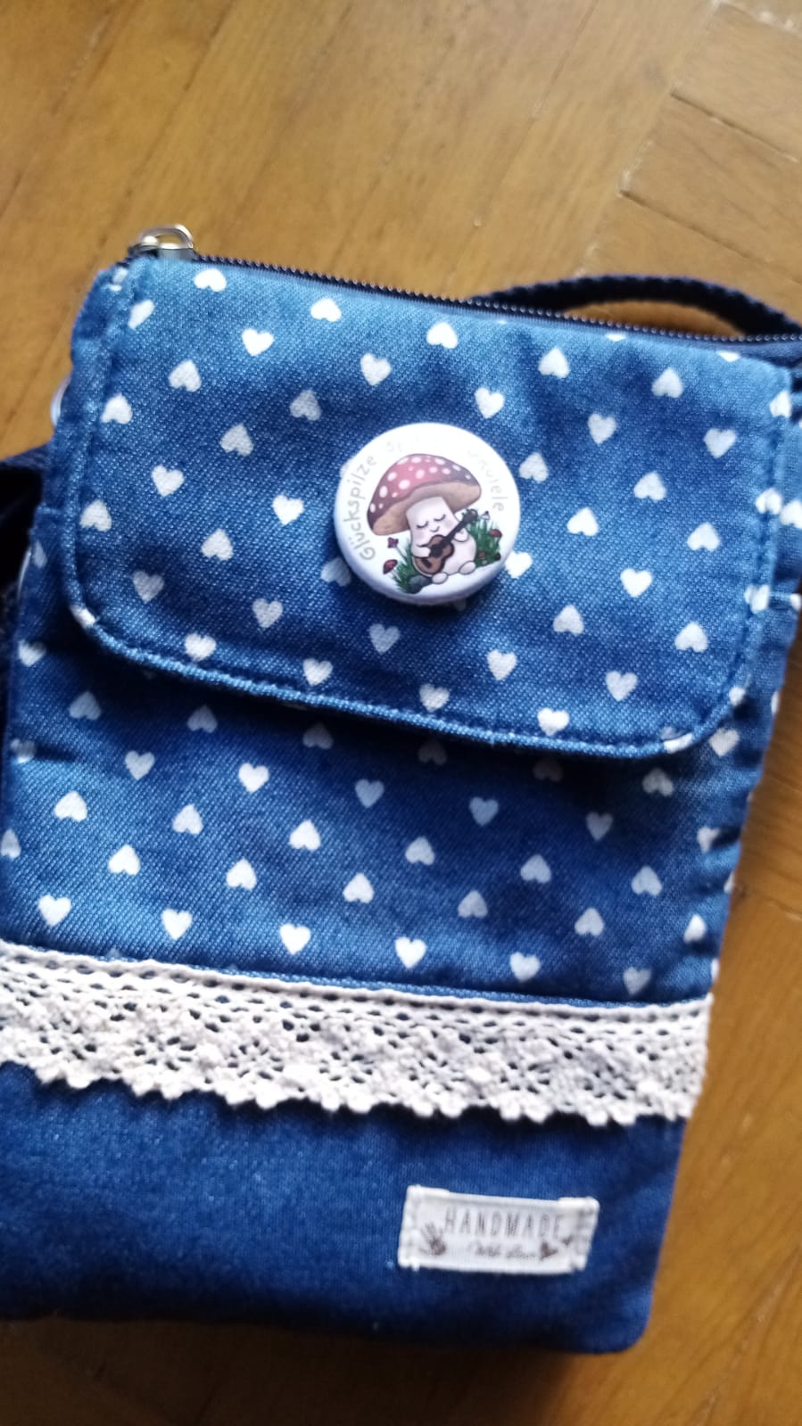 5 Buttons Ukulele-Glückspilze
