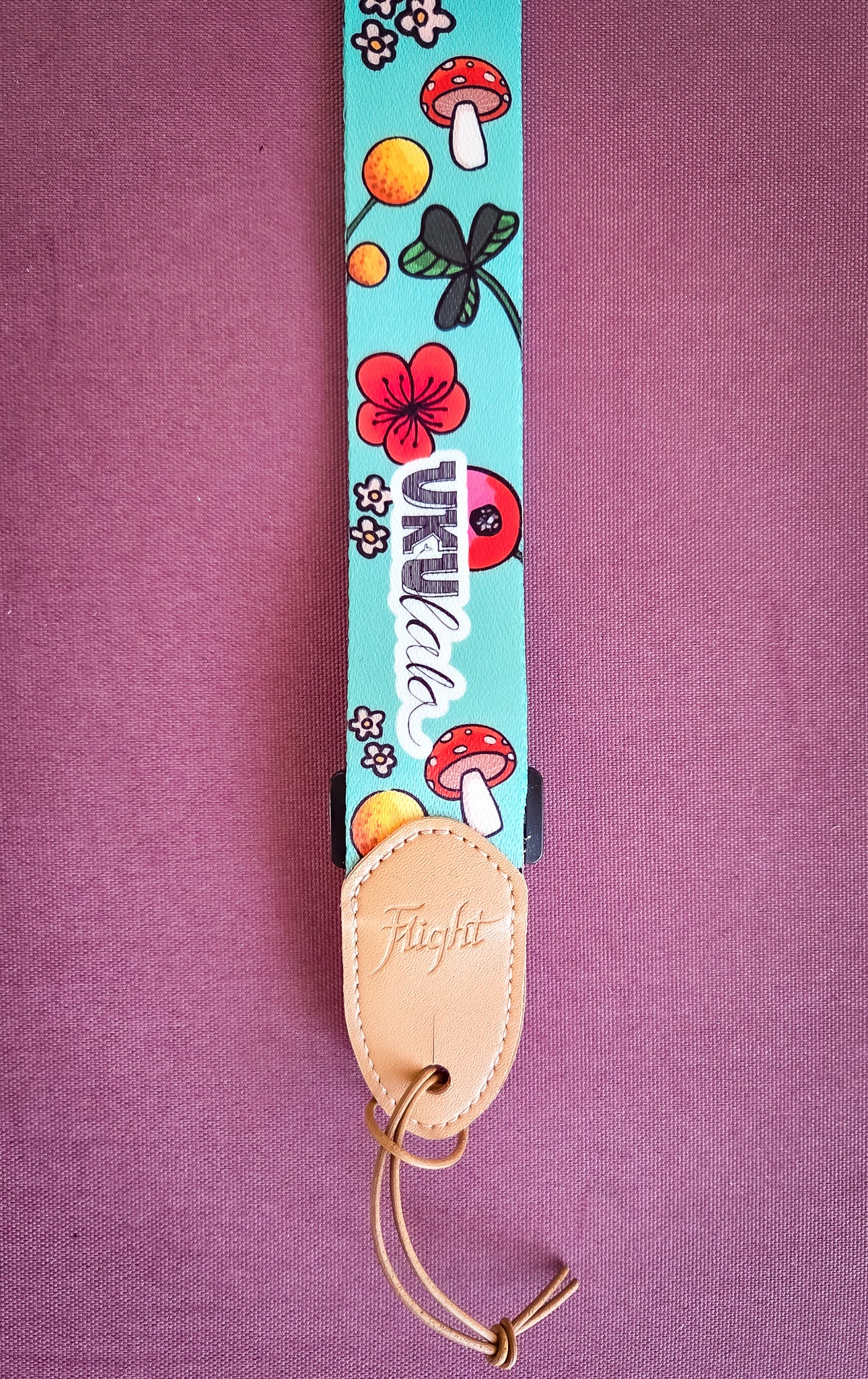 Muttertag Special: Ukulele + Gurt + Starter-Paket