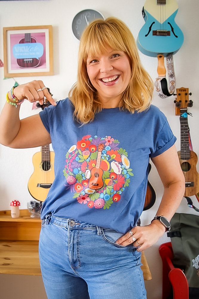 Ukulele Damen T-Shirt - Ukulele im Blumenmeer