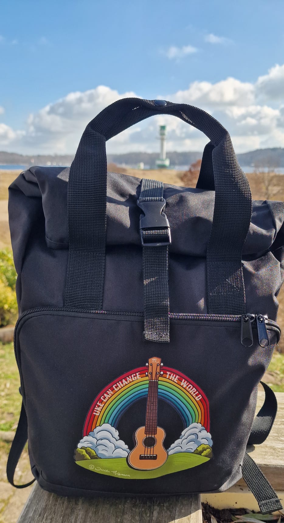 Ukulele Rucksack - mit Ukulele-Regenbogen-Motiv